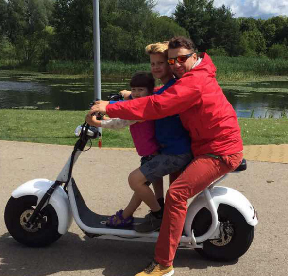 les personnes âgées de gros pneu de Citycoco de route de Harley Electric Scooter Bike Off de la roue 1000W 3 montent des tricycles 42